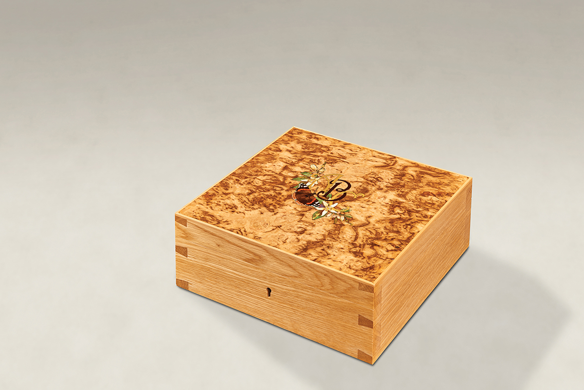 Distinguish Your Burr Tiger Oak Dovetail Memory Boxes - Medium